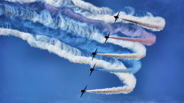 Bournemouth air festival by Ian Kirk is licensed under CC BY- 2.0