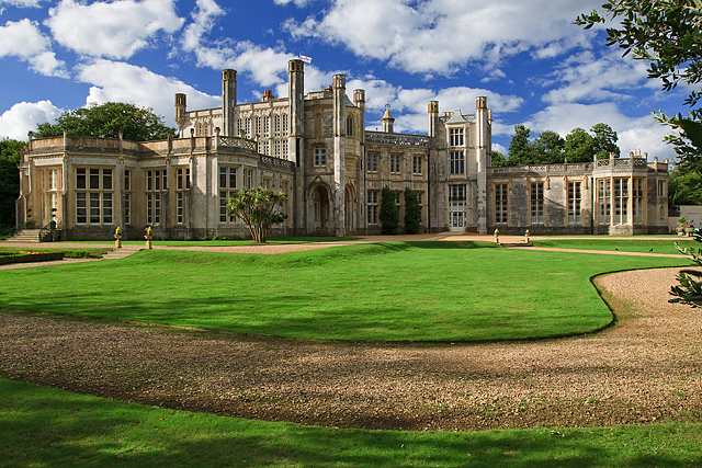 Highcliffe Castle by Mike Searle  is licensed under CC BY-SA 2.0