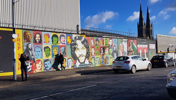 International peace wall